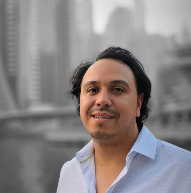 [Foto de perfil de cliente satisfecho]